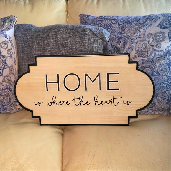 Kirklands Wall Decor Home Is Where The Heart Is Wall Plaque Nwt